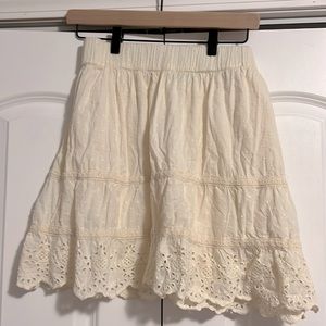 Cute eyelet lace skirt, cream, Large